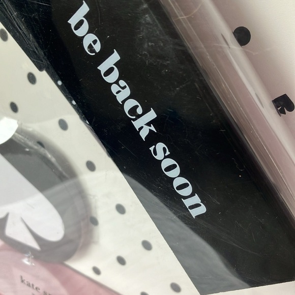 Kate Spade:Be Back Soon Desk Set- mouse pad, binder clip, desk sign, notepad/pen - Picture 8 of 16